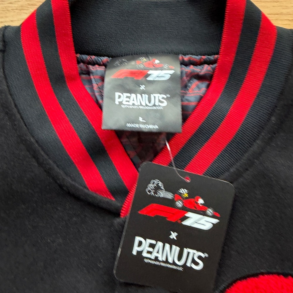 Formula 1 x Peanuts Las Vegas Grand Prix Varsity Jacket Black Grey Mens Large - Picture 3 of 5